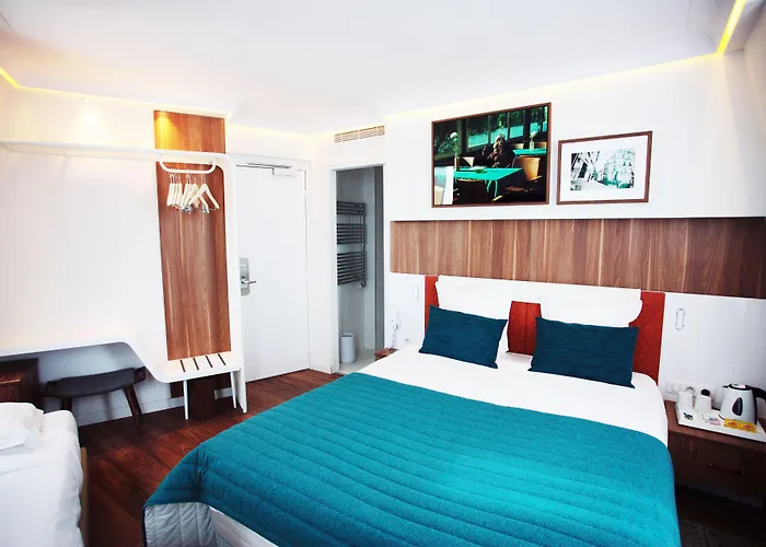 Hôtel Eiffel Turenne Paris